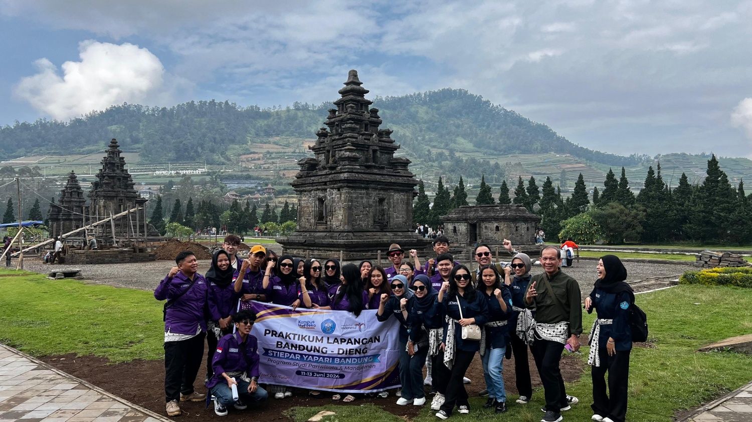 Open Trip - Dokumentasi Wisata Dieng