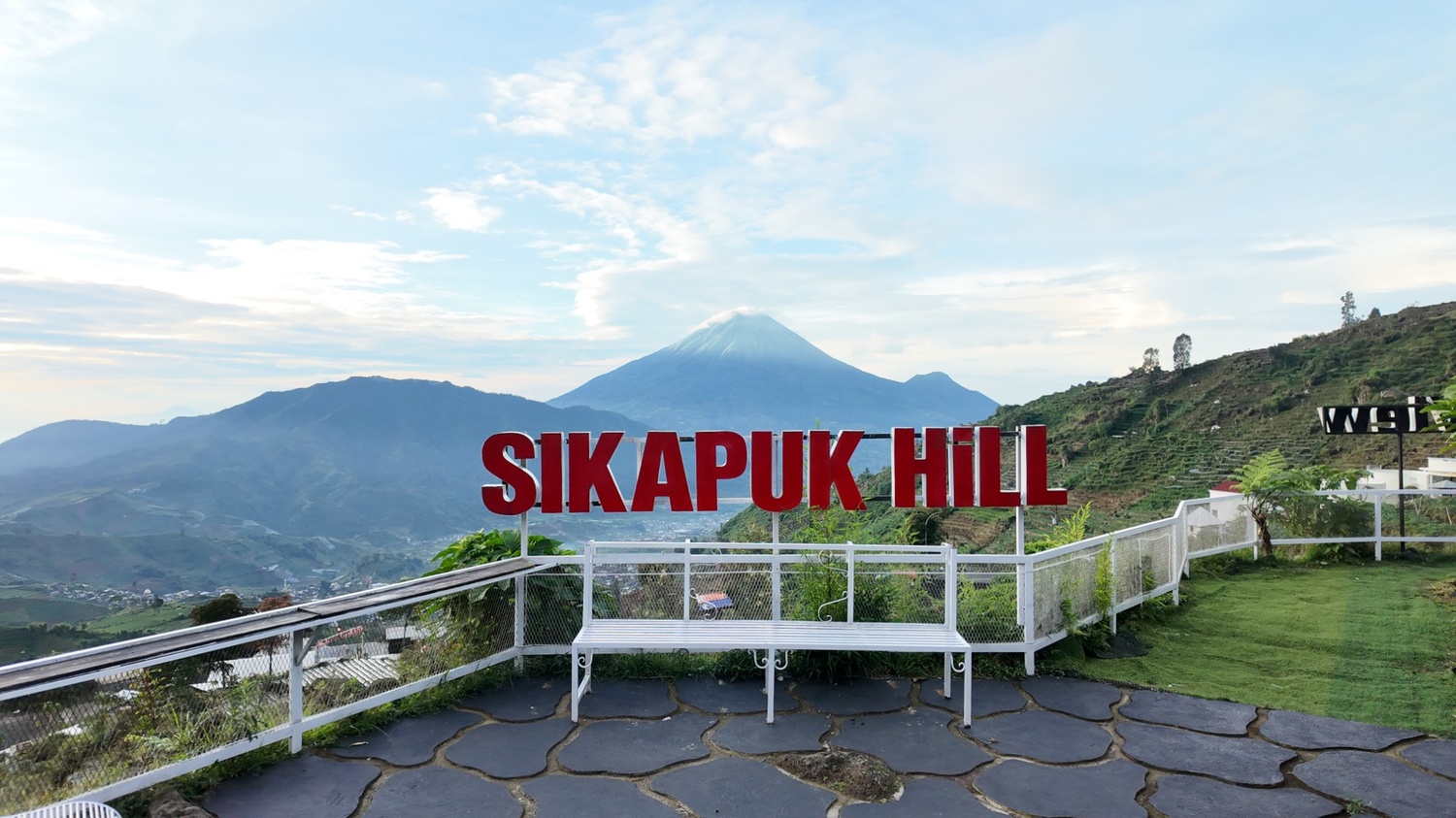 Gallery Bukit atas awan sikapuk